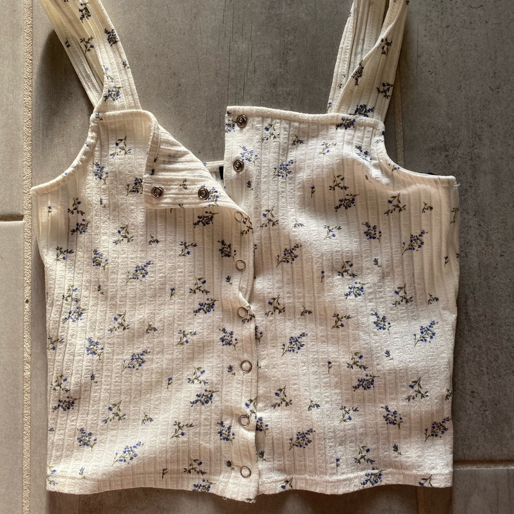 Cropped tank top - Picture 4 of 7